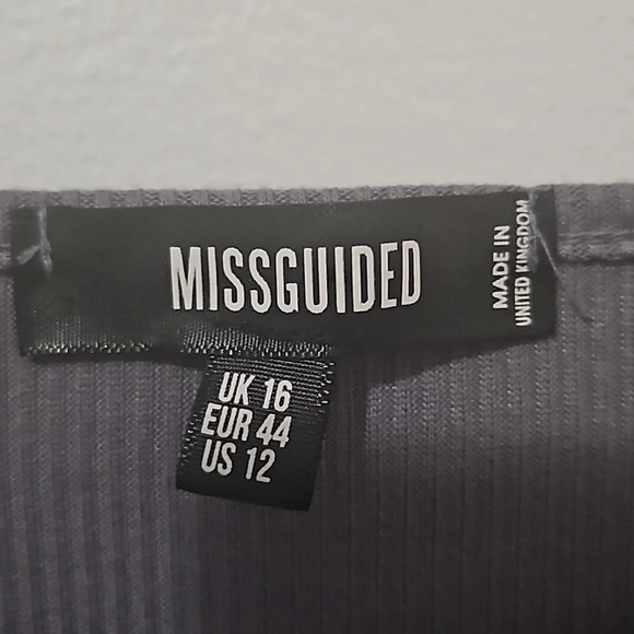 Missguided ruched short-sleeve bodycon dress - Picture 3 of 3